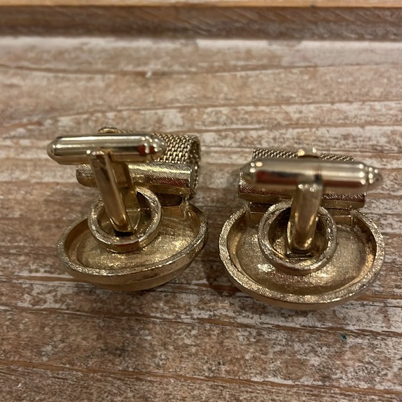 Vintage Mid Century Rivoli Oval Green Cufflinks Cuff Gold Tone - Picture 2 of 3